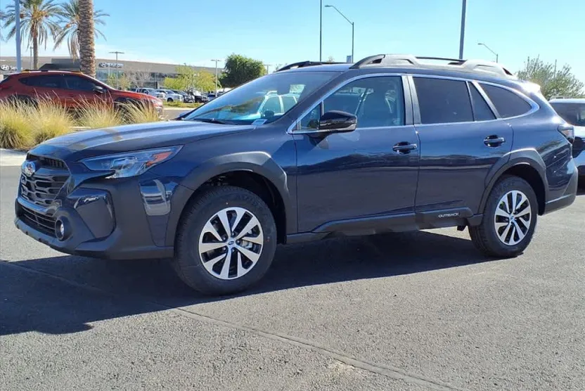 2025 Subaru Outback Premium photo 1