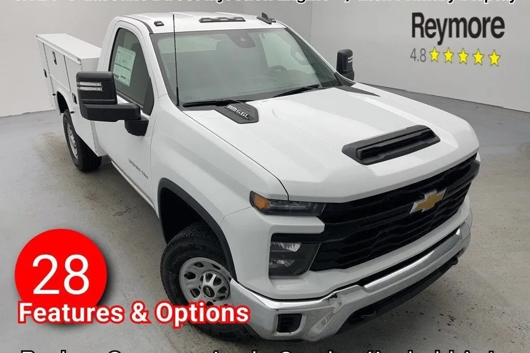 2025 Chevrolet Silverado 3500HD photo 1