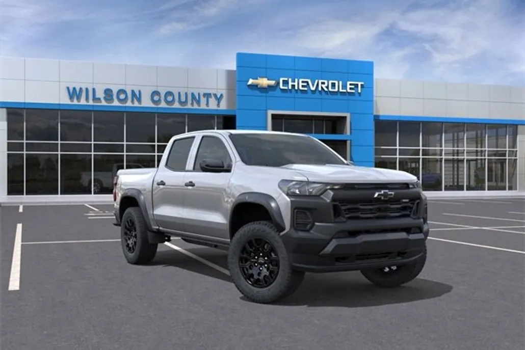 2026 Chevrolet Colorado Trail Boss photo 1