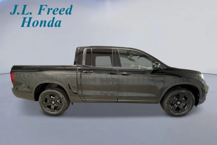2026 Honda Ridgeline Black Edition photo 1