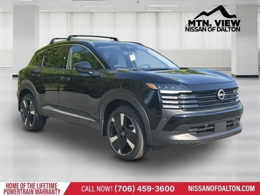 2025 Nissan Kicks SR photo 1