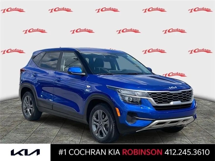 2023 Kia Seltos LX photo 1