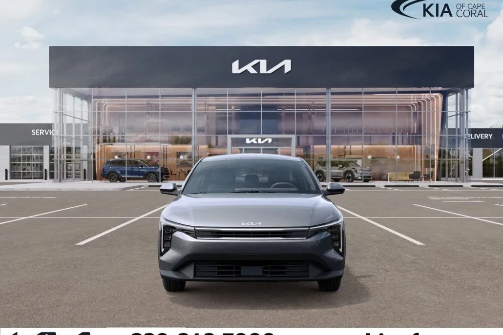 2025 Kia K4 LXS photo 1