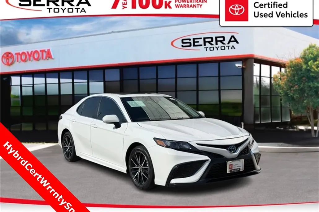 2024 Toyota Camry Hybrid SE photo 1