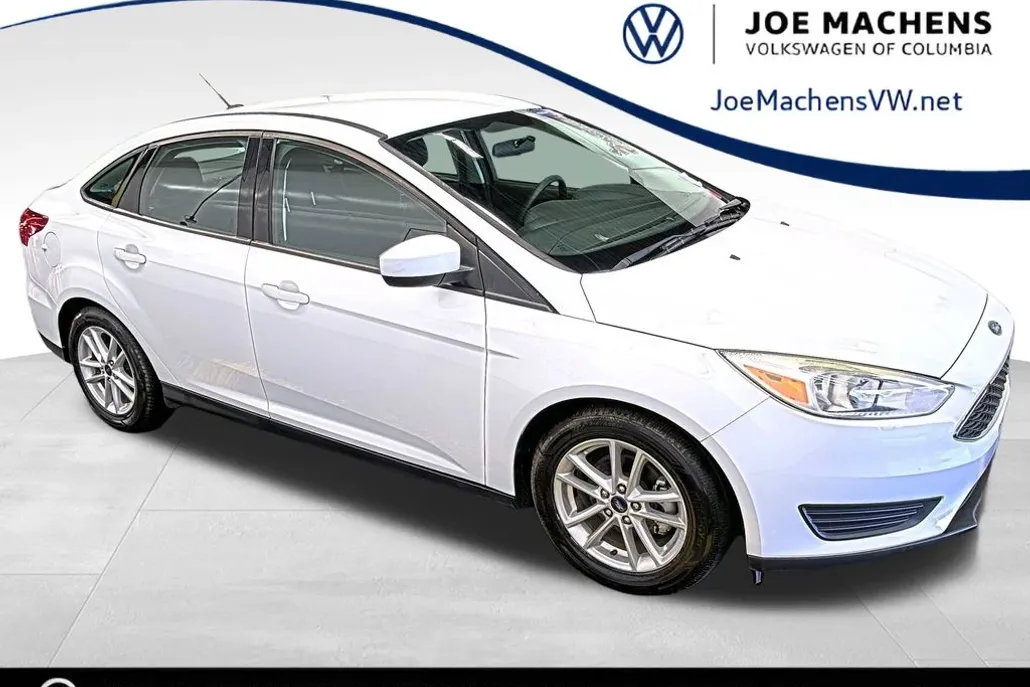 2018 Ford Focus SE photo 1