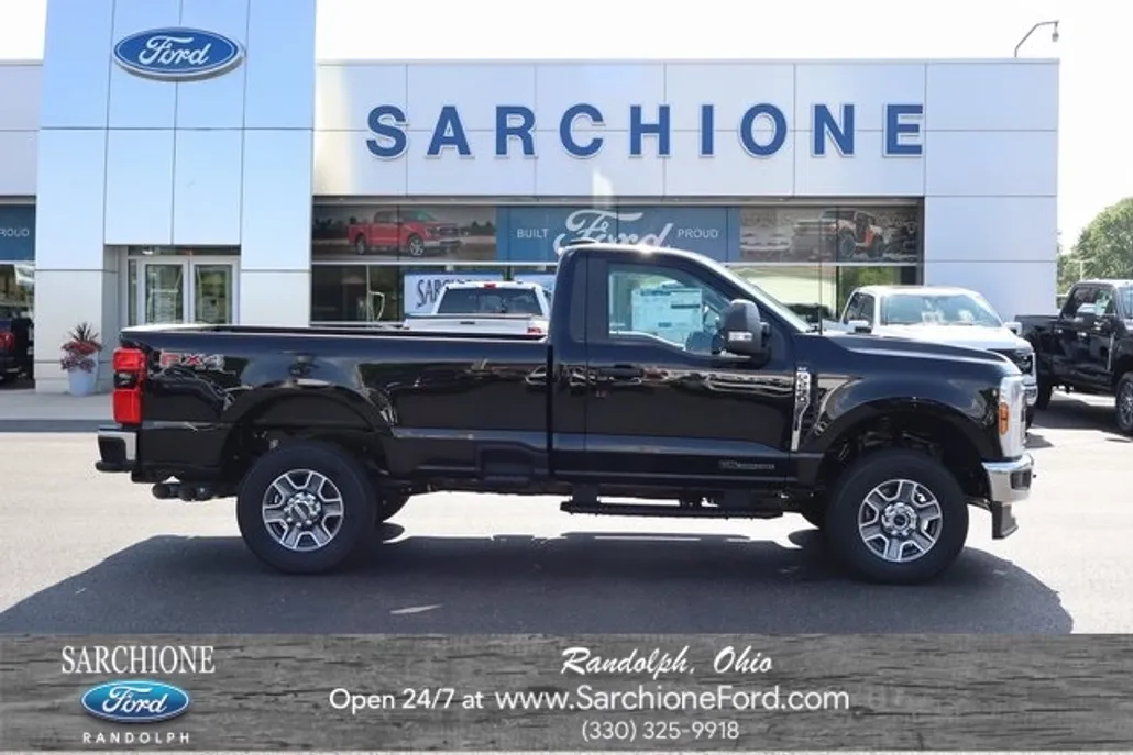 2025 Ford F-250 photo 1