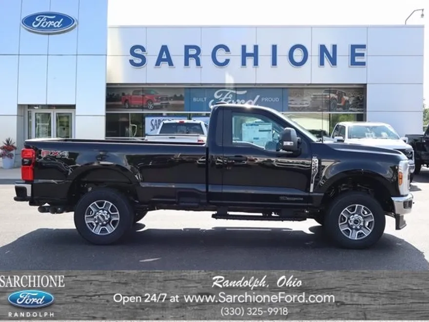 2025 Ford F-250 photo 1