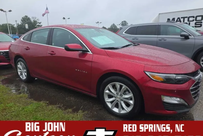 2024 Chevrolet Malibu 1LT photo 1