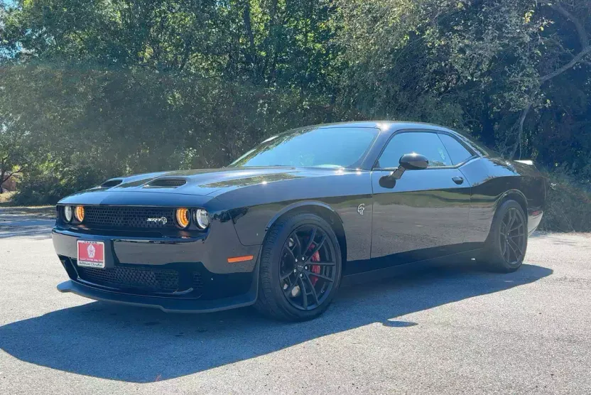 2023 Dodge Challenger SRT8 Hellcat photo 1