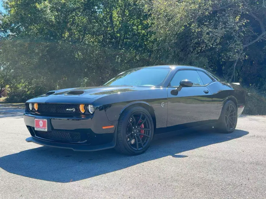 2023 Dodge Challenger SRT8 Hellcat photo 1