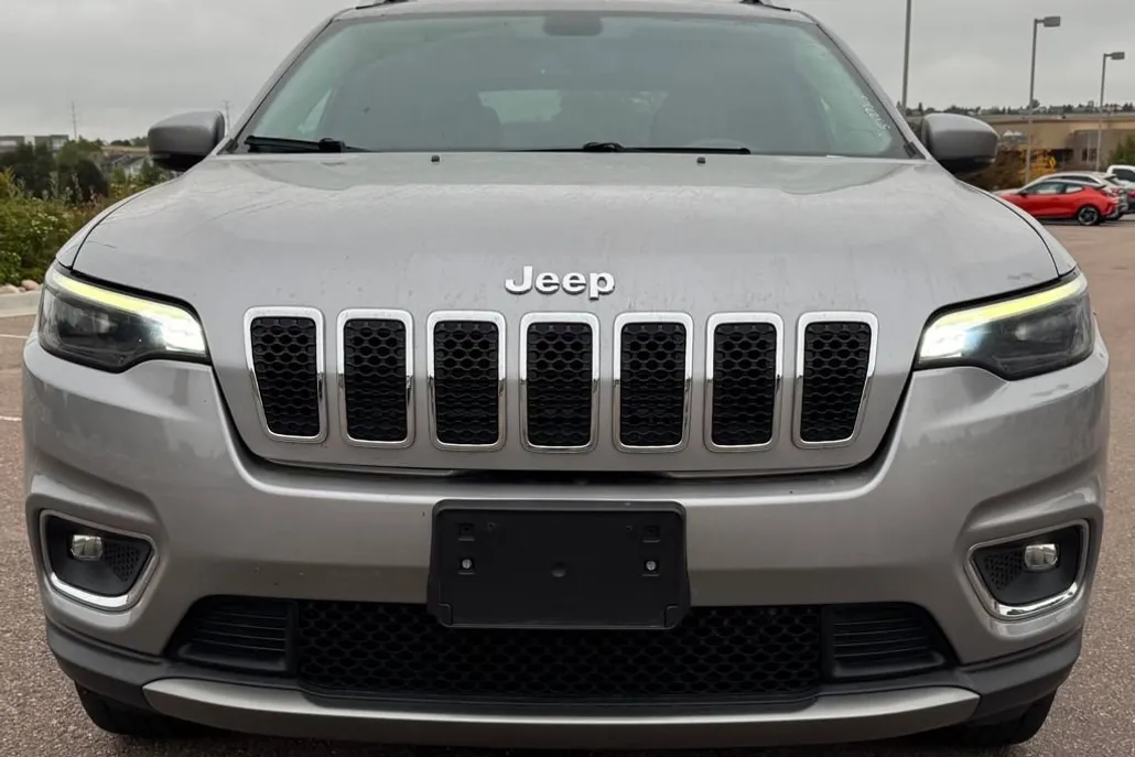 2020 Jeep Cherokee Limited photo 1