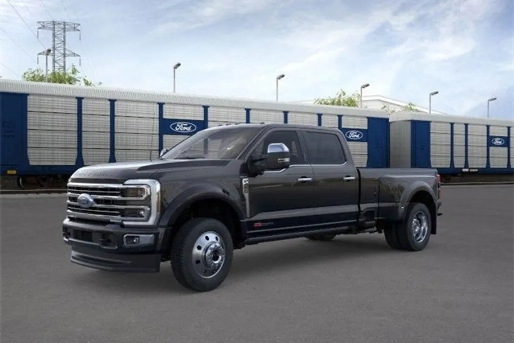 2026 Ford F-450 photo 1