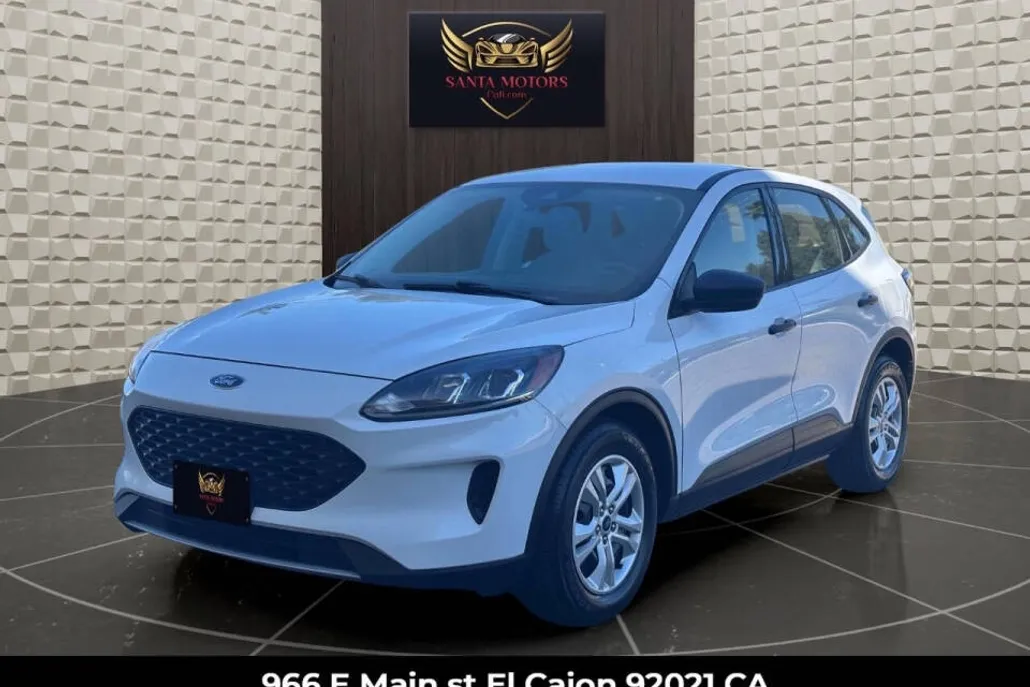 2022 Ford Escape S photo 1
