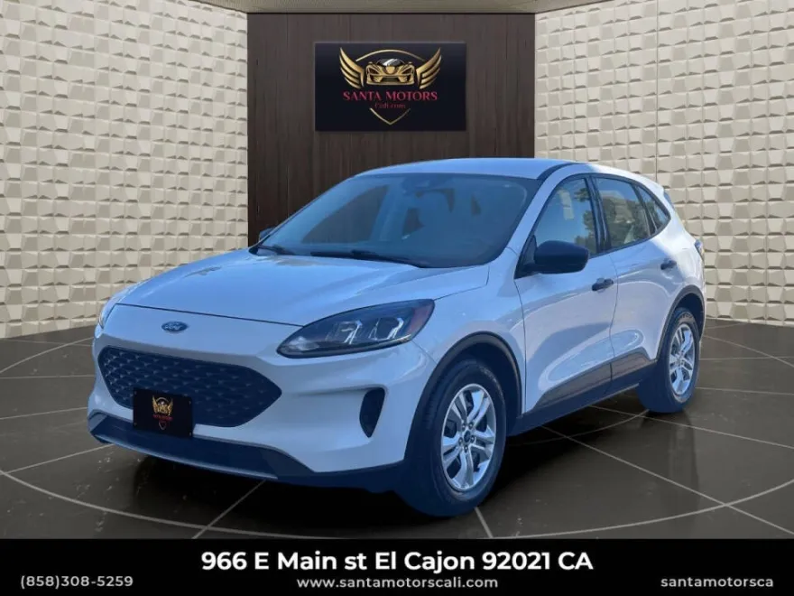 2022 Ford Escape S photo 1