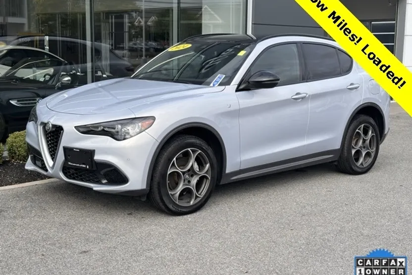 2024 Alfa Romeo Stelvio Ti photo 1
