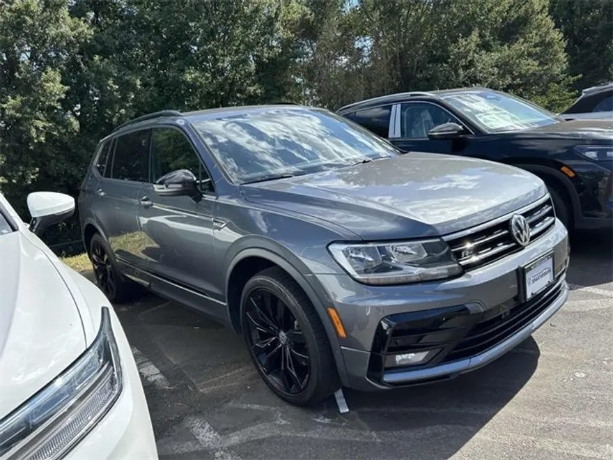 2021 Volkswagen Tiguan SE R-Line Black photo 1