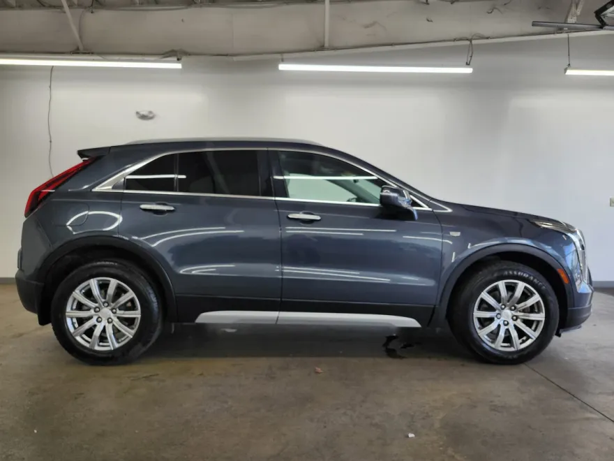 2019 Cadillac XT4 Premium Luxury photo 1