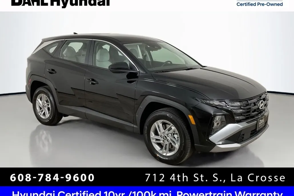 2025 Hyundai Tucson SE photo 1