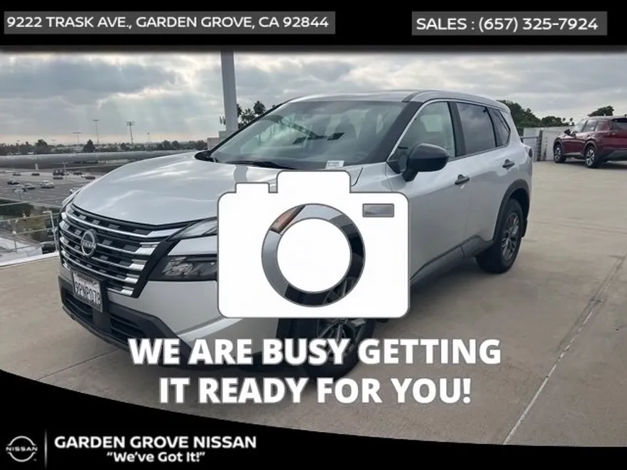 2024 Nissan Rogue photo 1