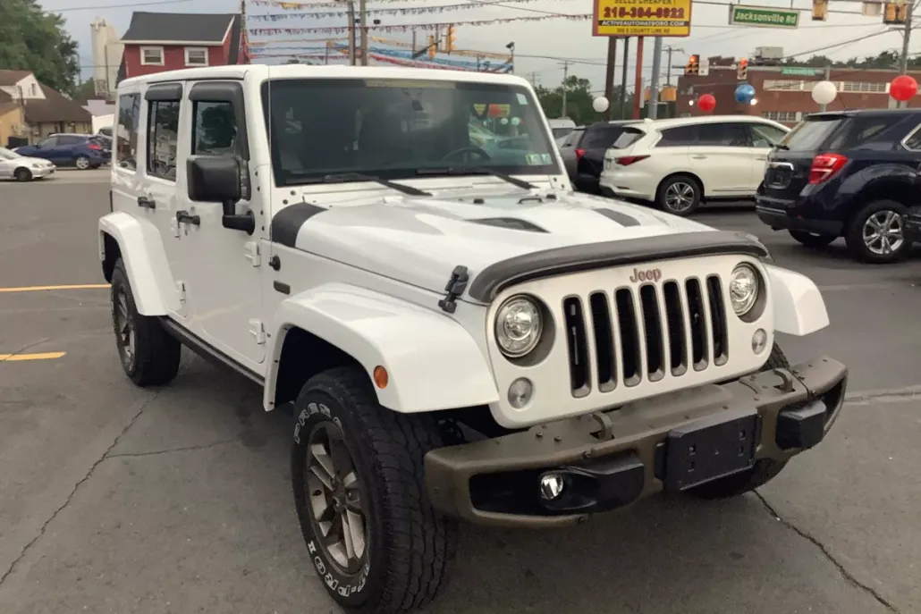 2017 Jeep Wrangler Unlimited Anniversary Edition photo 1