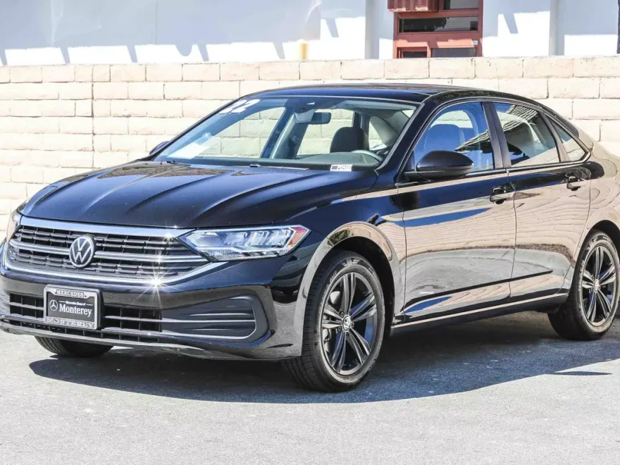 2022 Volkswagen Jetta SE photo 1