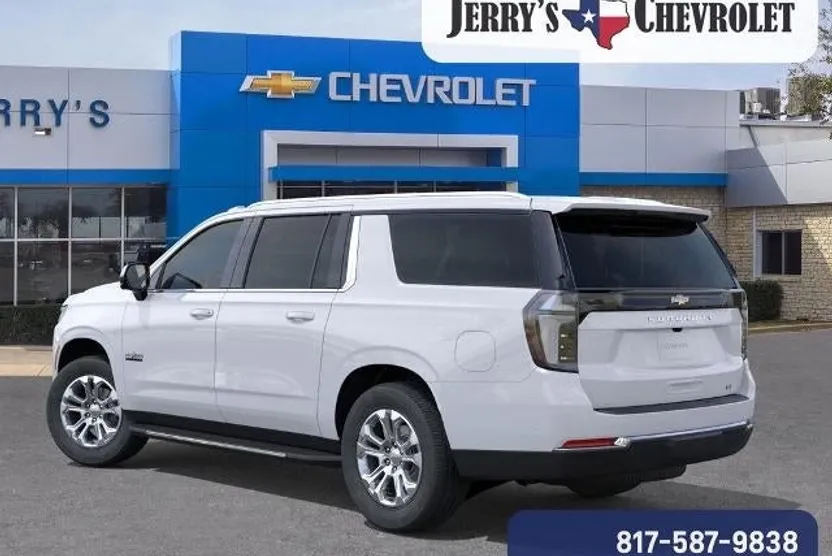 2026 Chevrolet Suburban LT photo 1