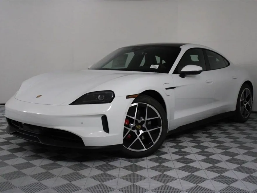 2025 Porsche Taycan 4S photo 1