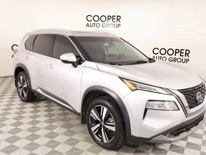2021 Nissan Rogue SL photo 1