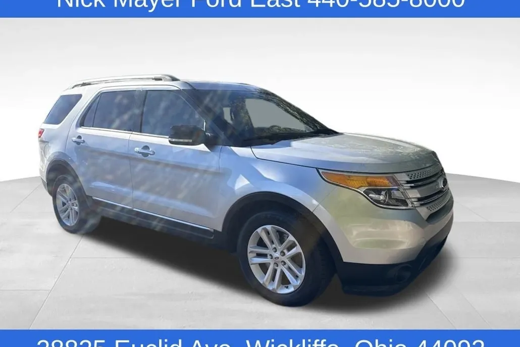 2013 Ford Explorer XLT photo 1