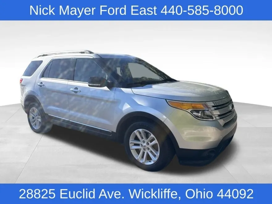 2013 Ford Explorer XLT photo 1