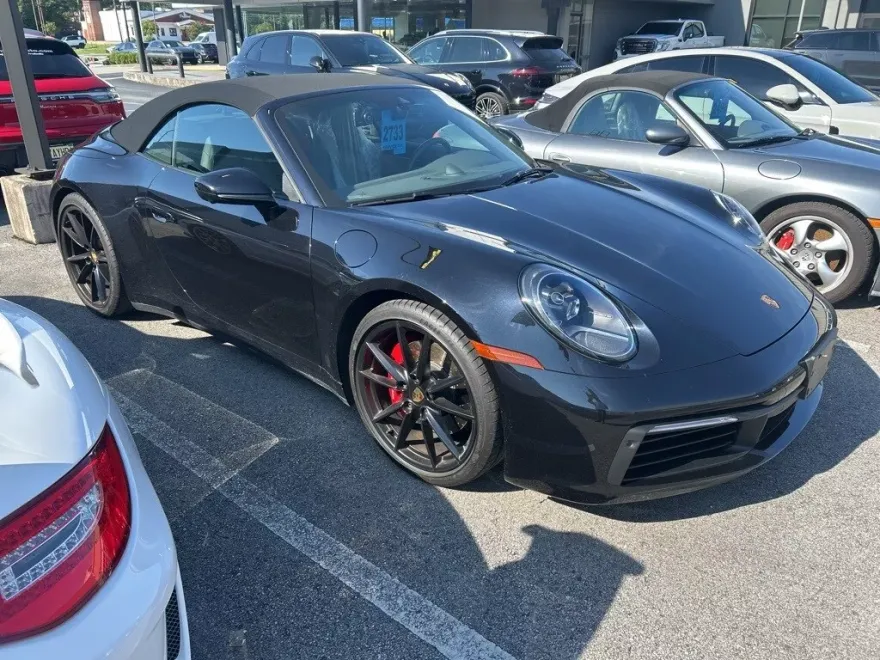 2020 Porsche 911 Cabriolet photo 1