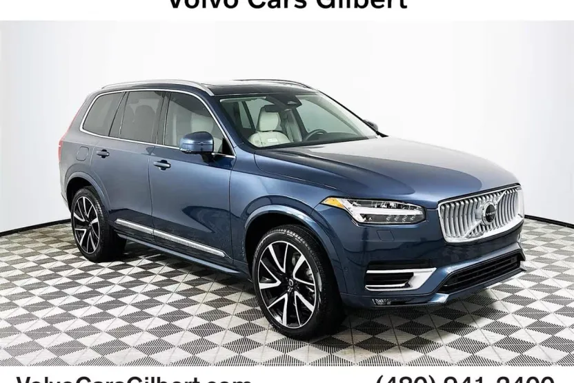 2025 Volvo XC90 B5 AWD Plus photo 1