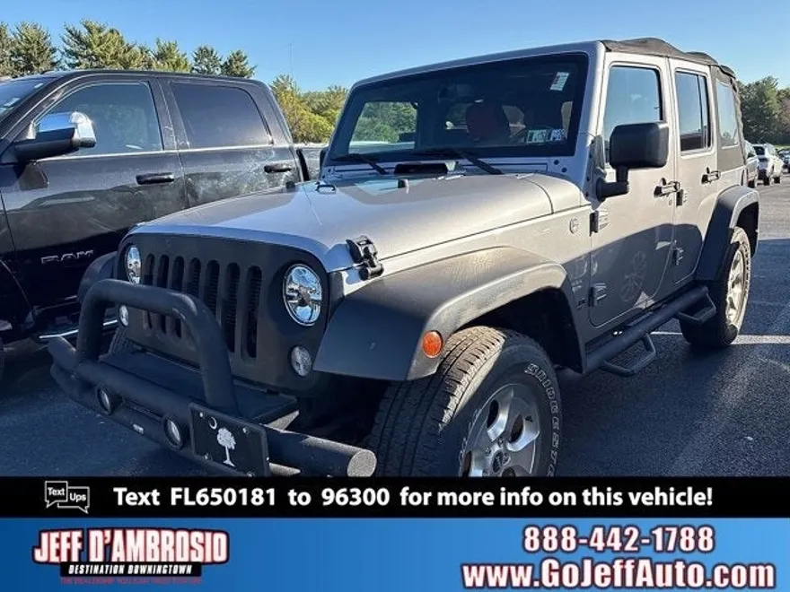 2015 Jeep Wrangler Unlimited Sahara photo 1