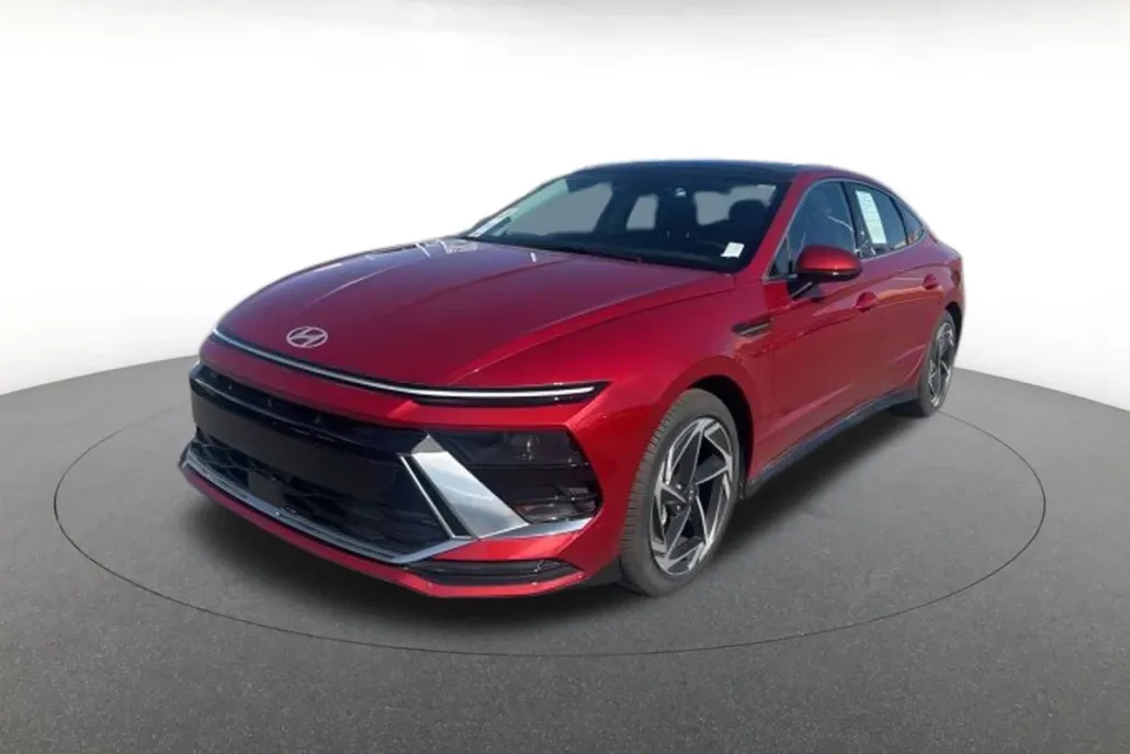 2025 Hyundai Sonata SE photo 1