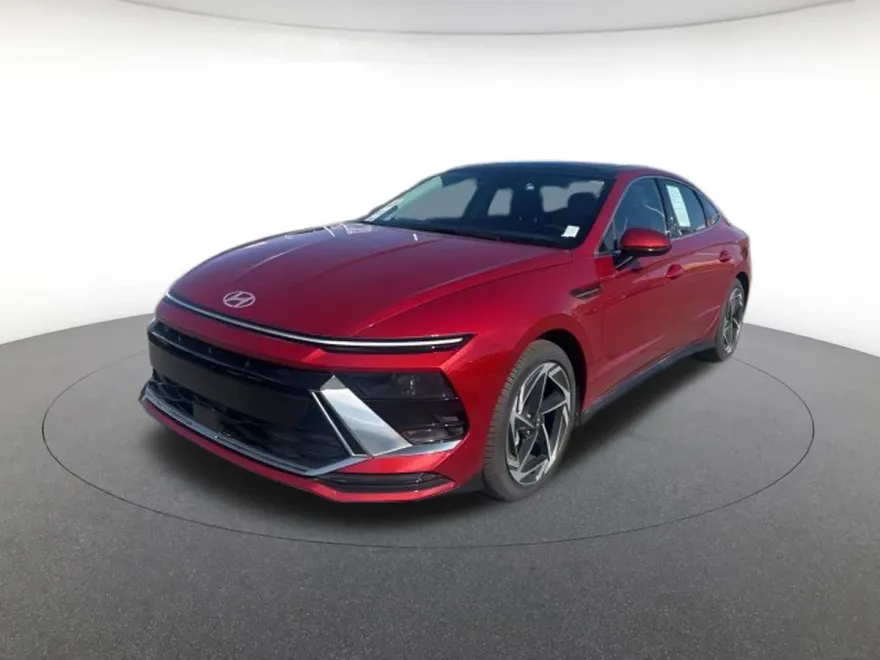 2025 Hyundai Sonata SE photo 1