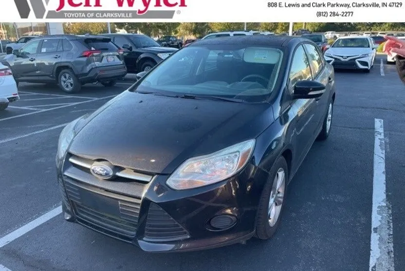 2013 Ford Focus Sedan photo 1