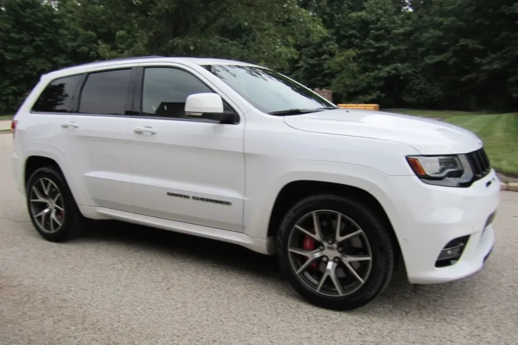 2017 Jeep Grand Cherokee SRT8 Sport photo 1