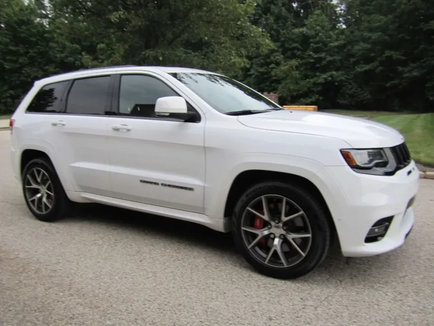 2017 Jeep Grand Cherokee SRT8 Sport photo 1