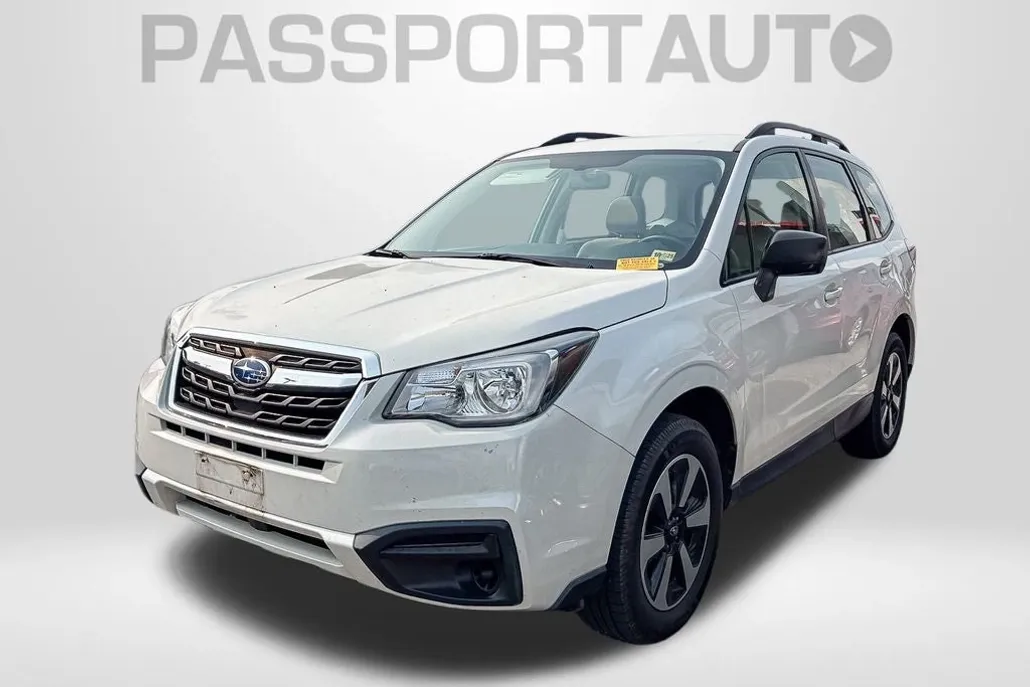 2018 Subaru Forester 2.5i photo 1