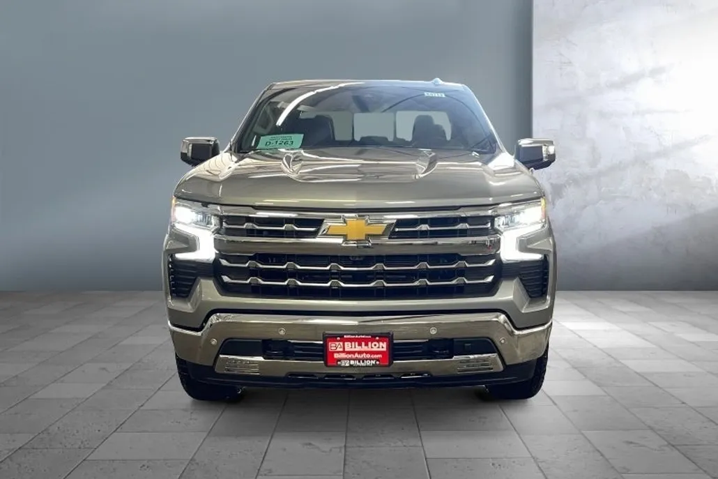 2026 Chevrolet Silverado 1500 LTZ photo 1