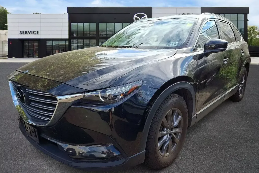 2023 Mazda CX-9 Touring photo 1