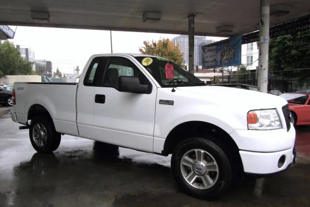 2008 Ford F-150 STX photo 1