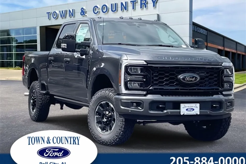 2026 Ford F-250 Lariat photo 1