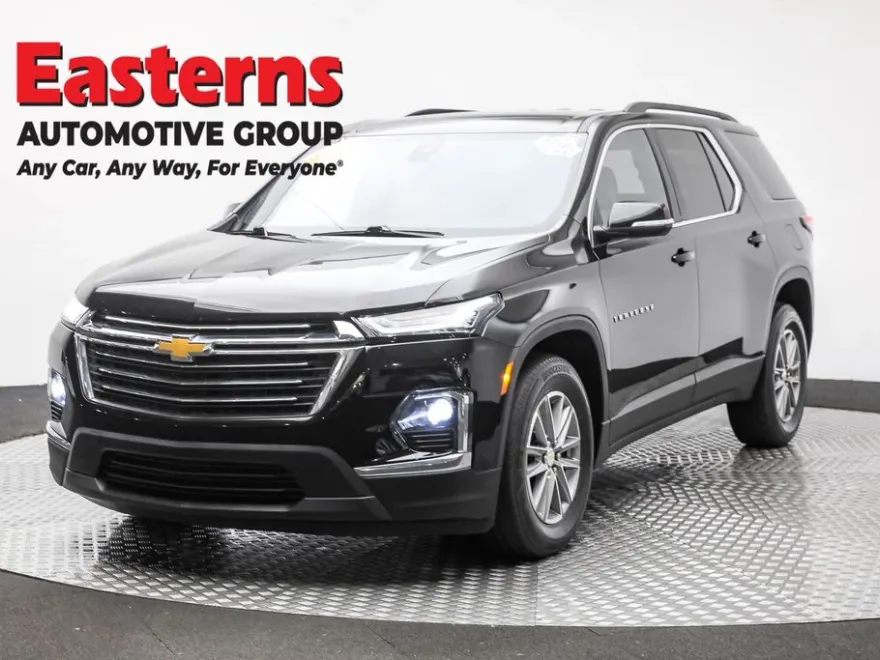 2023 Chevrolet Traverse photo 1