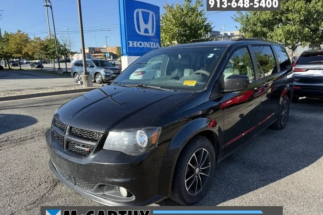2019 Dodge Grand Caravan GT photo 1