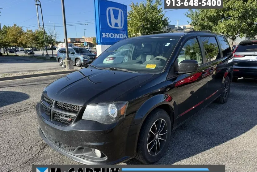 2019 Dodge Grand Caravan GT photo 1