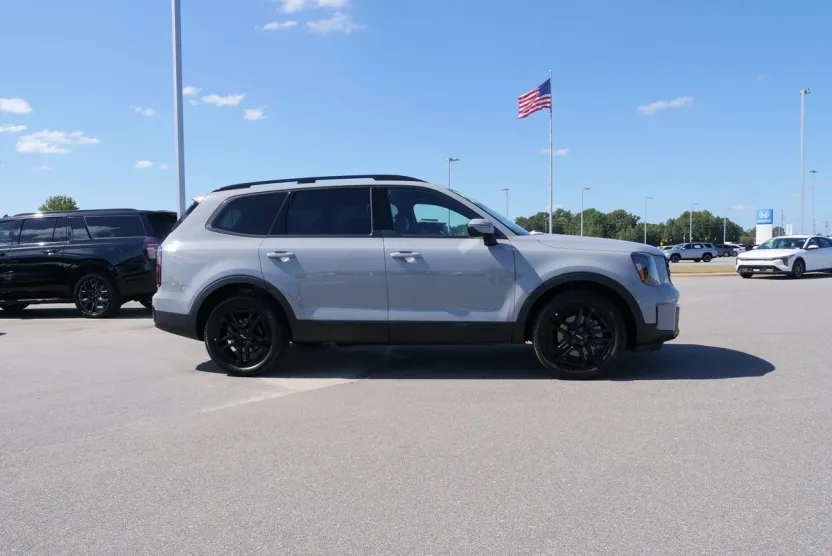 2024 Kia Telluride SX X-Line photo 1