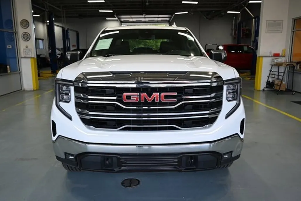 2022 Gmc Sierra 1500 SLT photo 1