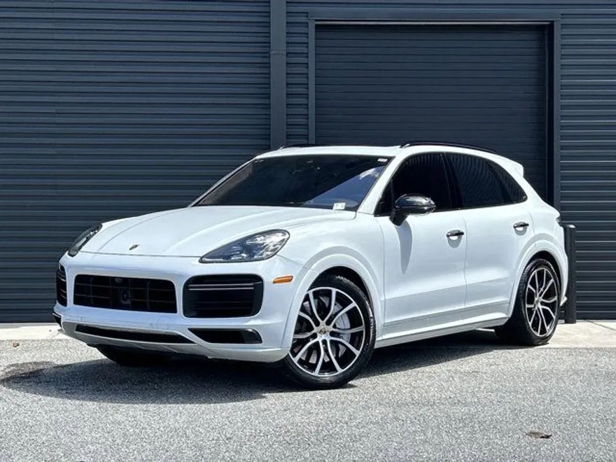 2019 Porsche Cayenne Turbo photo 1