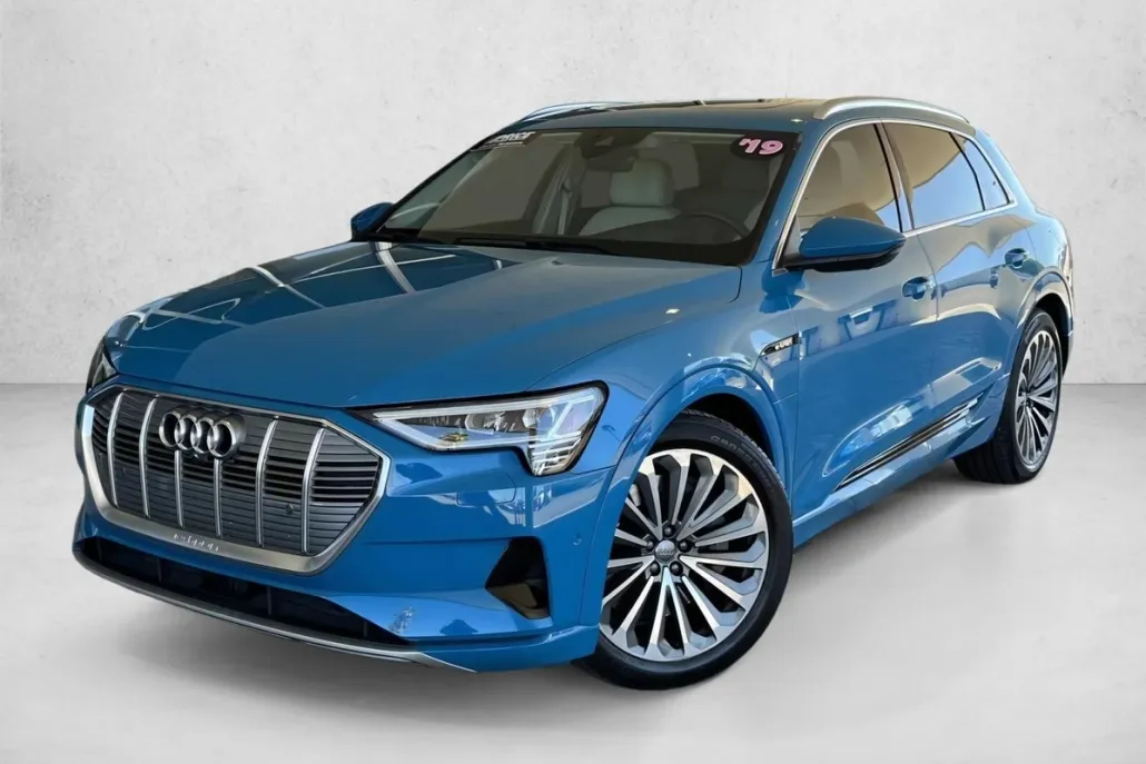 2019 Audi e-tron Premium Plus photo 1